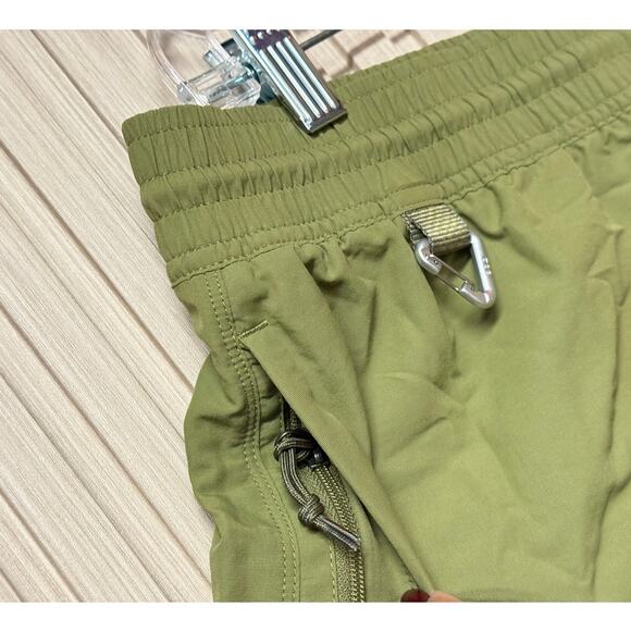 Nike ACG Women’s Oversized Shorts Green Size L - DH8350-378 - Picture 5 of 15
